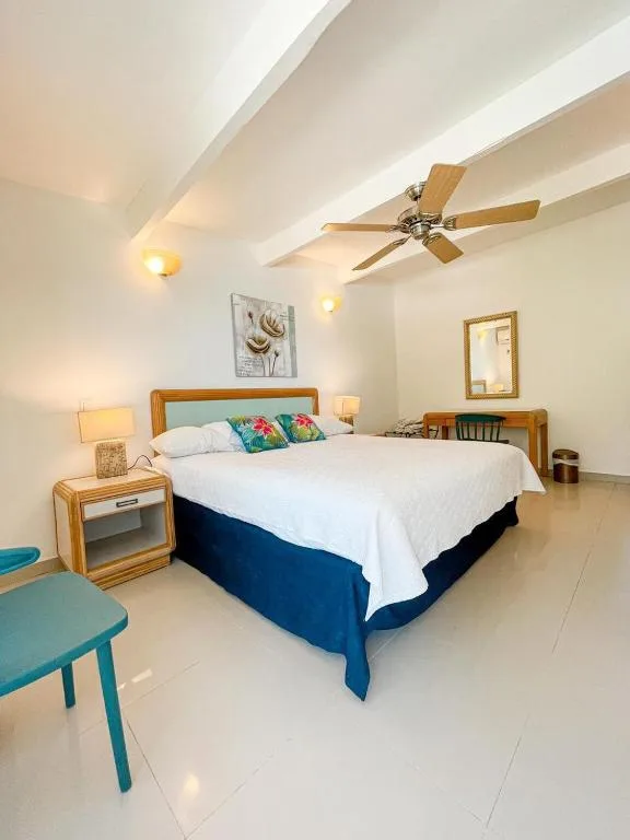 غرفة جونيور، Hotel Cocoplum Beach 1/4