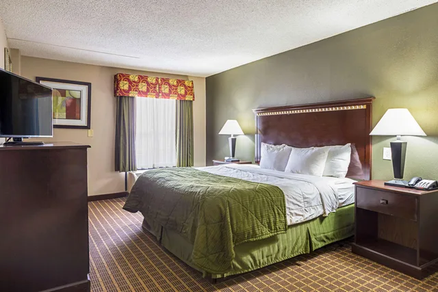 جناح بسرير كينج، Quality Inn & Suites Greenville - Haywood Mall 4/6