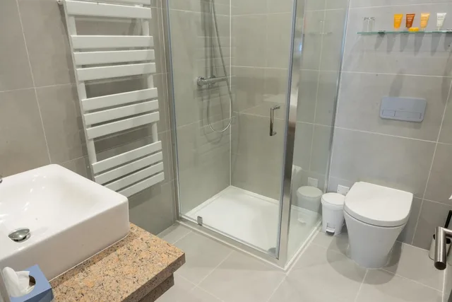غرفة عائلية بسرير مزدوج وسرير فردي، Castle Bromwich Hall Hotel, BW Signature Collection 9/10