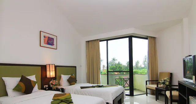 غرفة ديلوكس بسرير مزدوج، Kuiburi Hotel and Resort 2/3