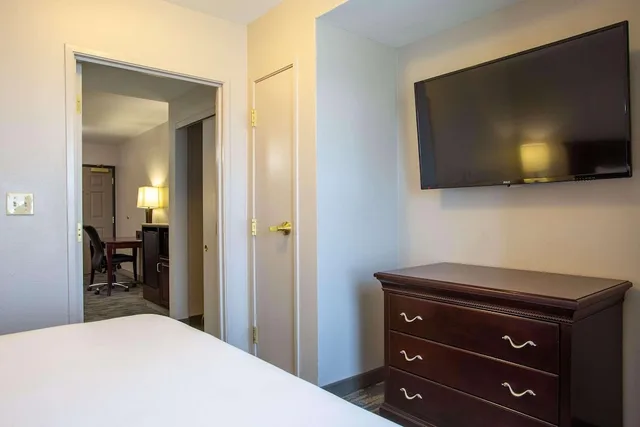 جناح بسرير كينج بغرفة نوم واحدة مع أريكة، Country Inn And Suites By Radisson Tucson City Center Az 2/4