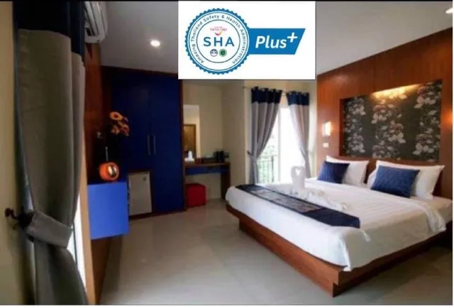غرفة سوبيريور بسرير كينج، Calypso Patong Hotel 2/3