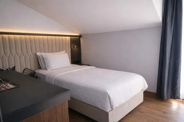 غرفة اقتصادية مفردة بسرير فردي، Shelton Airport Otel 1/3
