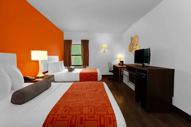 غرفة بسريرين كوين، Howard Johnson By Wyndham Waukegan Great Lakes 1/4