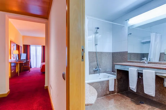 غرفة قياسية ثلاثية، Hotel Alvorada 8/8