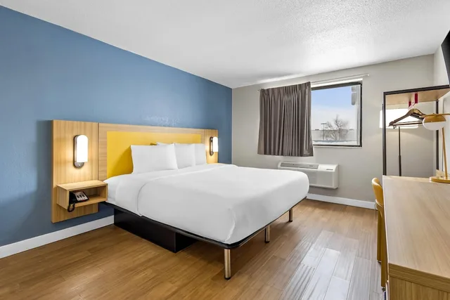 غرفة قياسية بسرير كينج، Park Inn by Radisson, Fargo West Acres 7/10