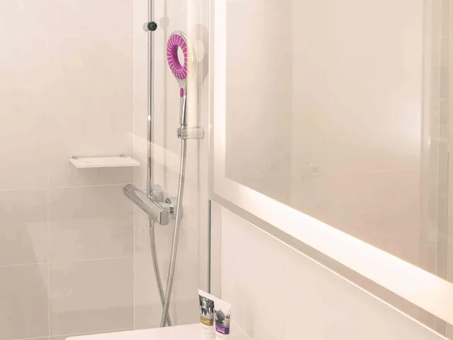 غرفة بريفيليج بسرير كوين، Mercure Paris Raspail Montparnasse 10/10