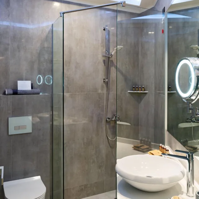 جناح عائلي، Sea Level Hotel 7/7