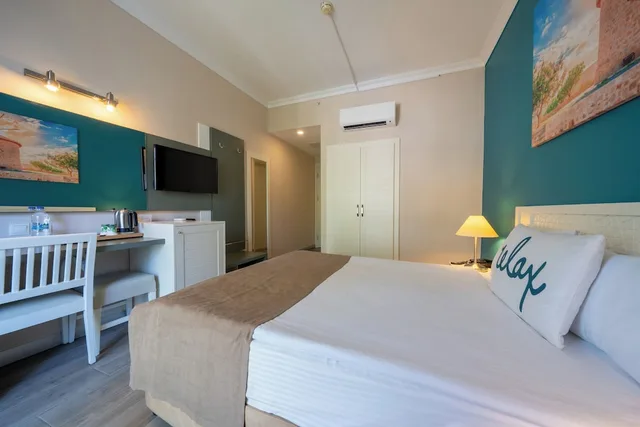 Standard, Green Bay Resort & Spa 5/10