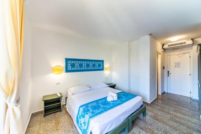 غرفة قياسية بسرير مزدوج أو سريرين منفصلين، Castello Hotel Sardinia 7/10