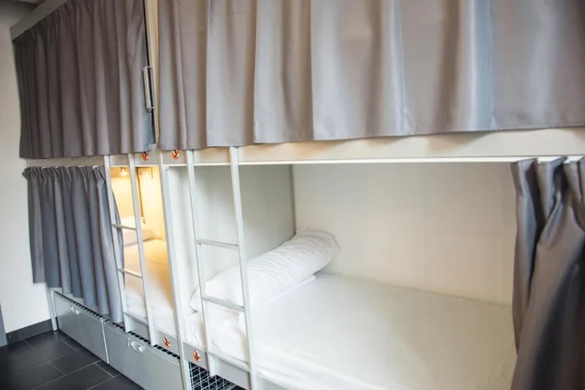 سكن مشترك بأربعة أسرّة للنساء، Hostel St Christophers Inn Barcelona 1/5