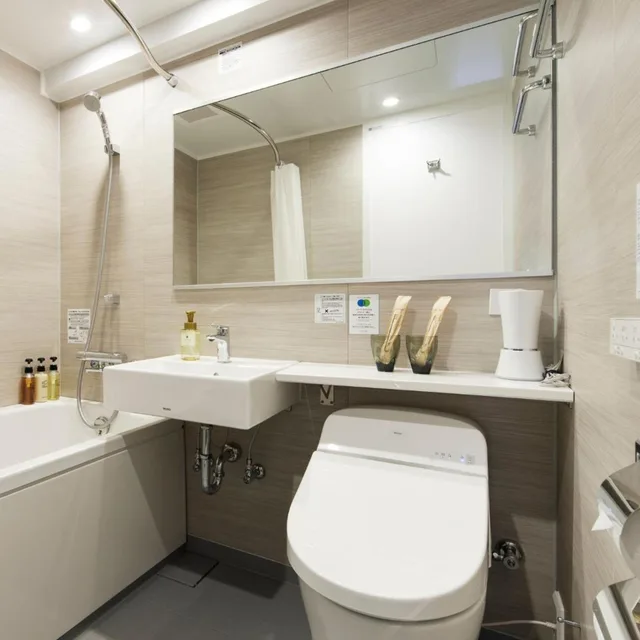 لوفت، hotel androoms Naha Port 5/6