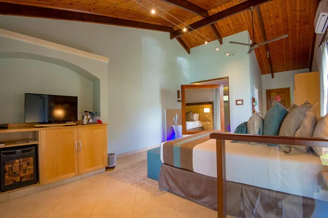 غرفة قياسية، Coco de Mer Hotel and Black Parrot Suites 5/8