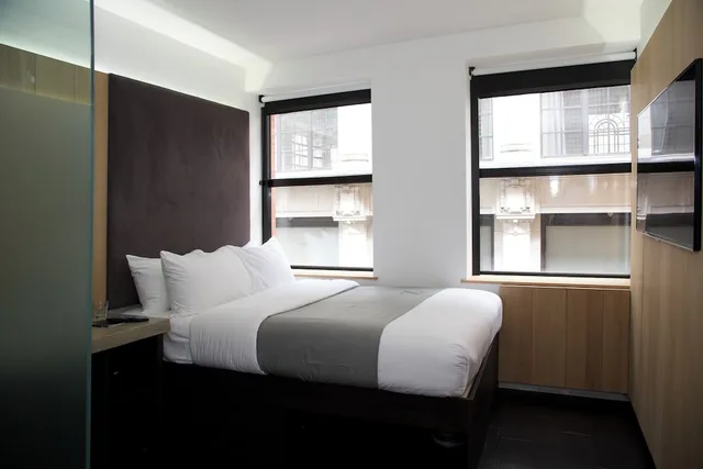 غرفة كلوب بسرير مزدوج، Z Hotel Piccadilly 2/4