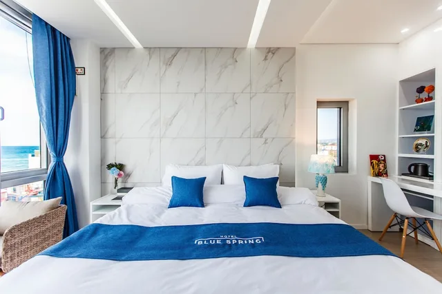 غرفة ديلوكس بسرير كوين، Bluespring Boutique Hotel 2/8