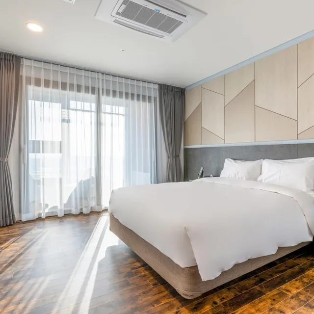 غرفة بسرير مزدوج، Urbanest Hotel 2/10