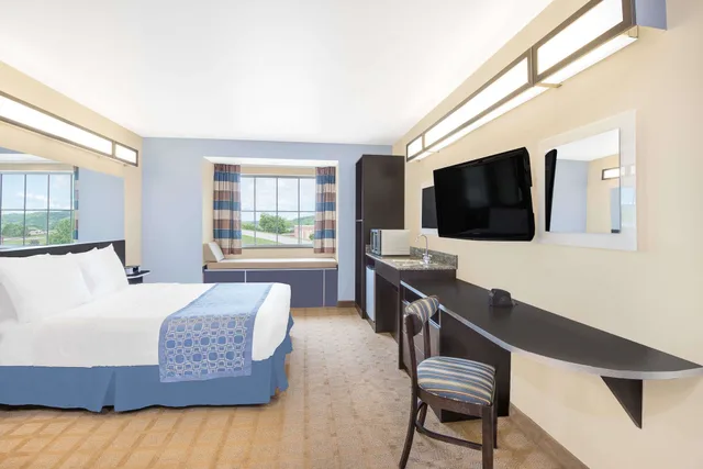 غرفة بسرير كوين لذوي الإعاقة، Microtel Inn & Suites By Wyndham Waynesburg 3/8