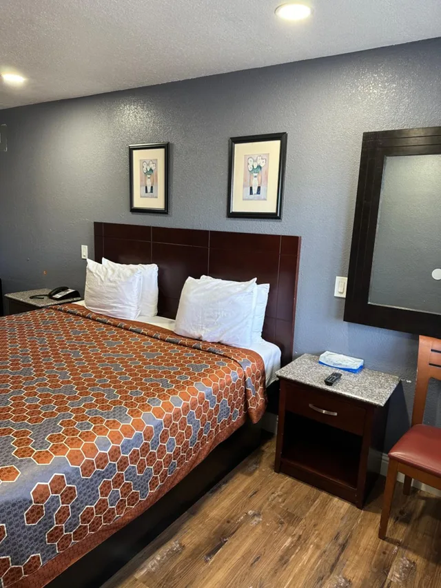 غرفة بسرير كينج، Fireside Inn Santa Cruz 1/10