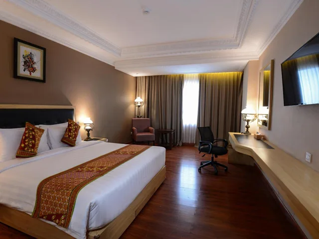 غرفة ديلوكس بسرير كينج، The Rich Jogja Hotel 4/7