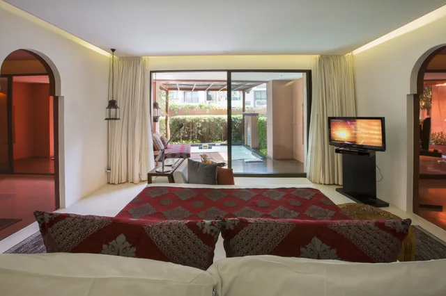 Pool, Suite، Marrakesh Hua Hin Resort And Spa 7/8