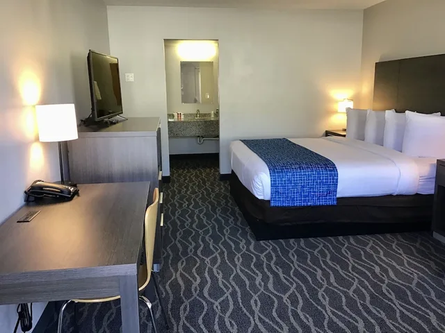 جناح استوديو بسرير كينج، Travelodge Inn & Suites by Wyndham Missoula University Park 4/5