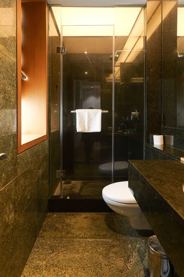 Manor, Classic، The Manor New Delhi 7/8