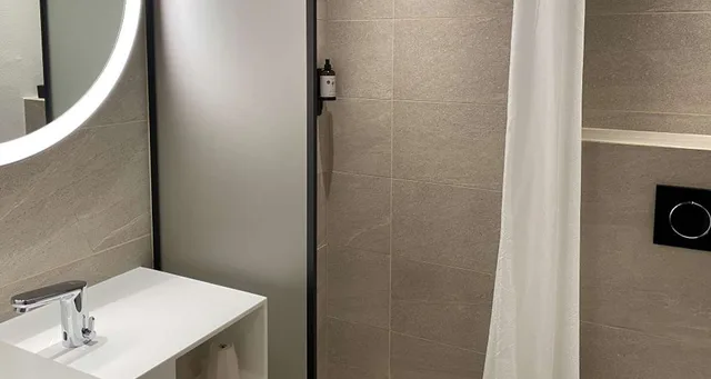 غرفة بزنس بسرير كينج، Hotel Dalgas, BW Signature Collection 2/2