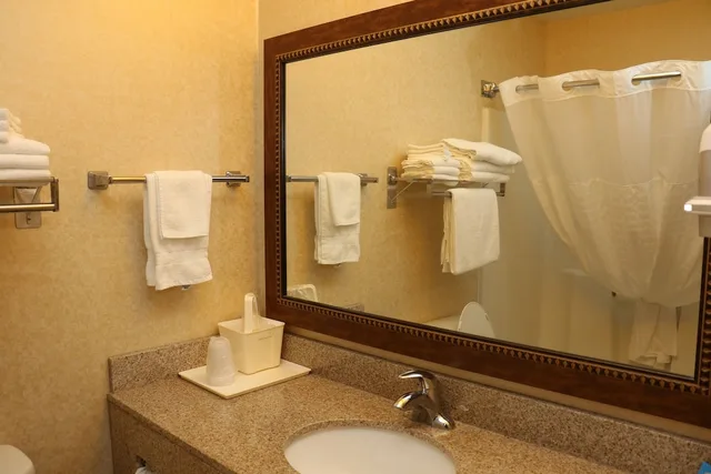 غرفة قياسية بسرير كينج، Motel6 Minot, ND 8/8