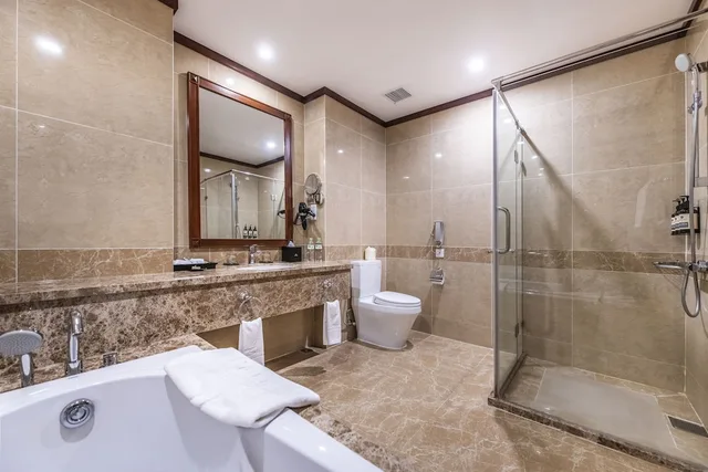 غرفة ديلوكس بسرير كينج بإطلالة على الحديقة، Vinpearl Resort and Spa Phu Quoc 5/5