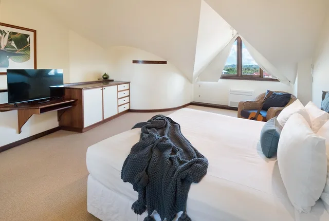 Beach, Loft, Suite, King and Twin Beds, Sofa, Balcony، BEACH HOTEL RESORT 2/3