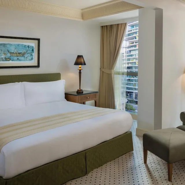 Diplomat, Suite, King Bed، Intercontinental Phoenicia Beirut 2/4