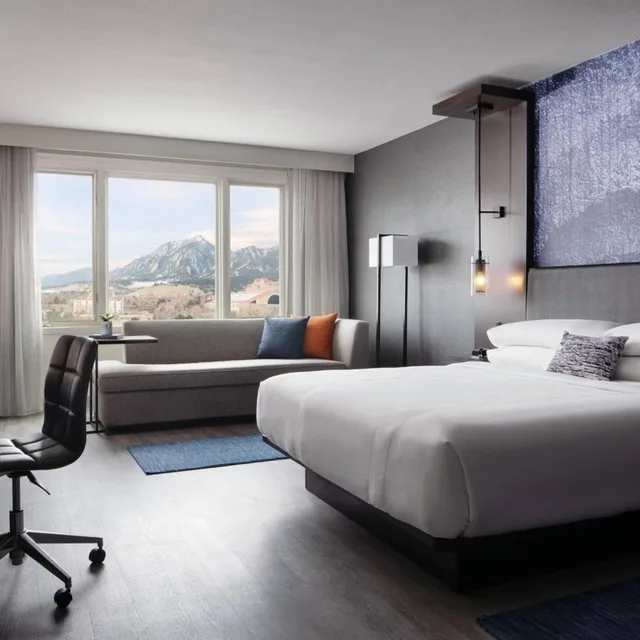 غرفة بسرير كينج، Boulder Marriott 3/16