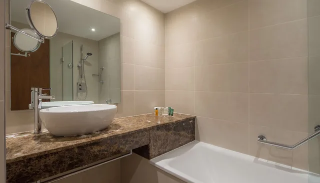 غرفة بسرير كينج لذوي الإعاقة، Hilton Liverpool City Centre 6/8