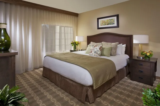 Villa, Mountain View, Hyatt Vacation Club at the Welk, San Diego 2/3