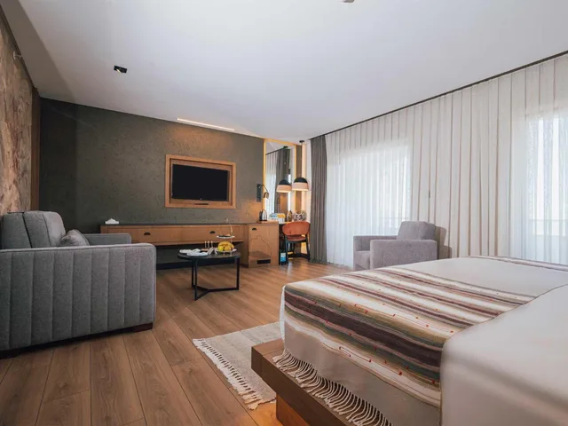 Junior Suite, King Bed, Sea View, Sofa, Panagia Premiere Hotel 3/4