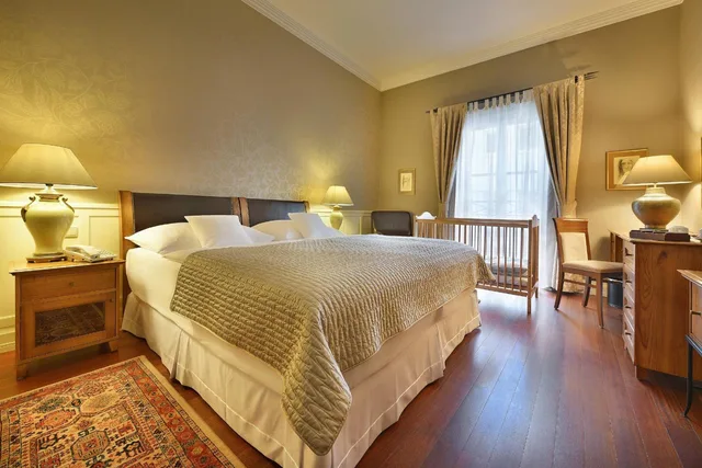 غرفة بريميوم بسرير مزدوج، Marrol S Hotel 8/9