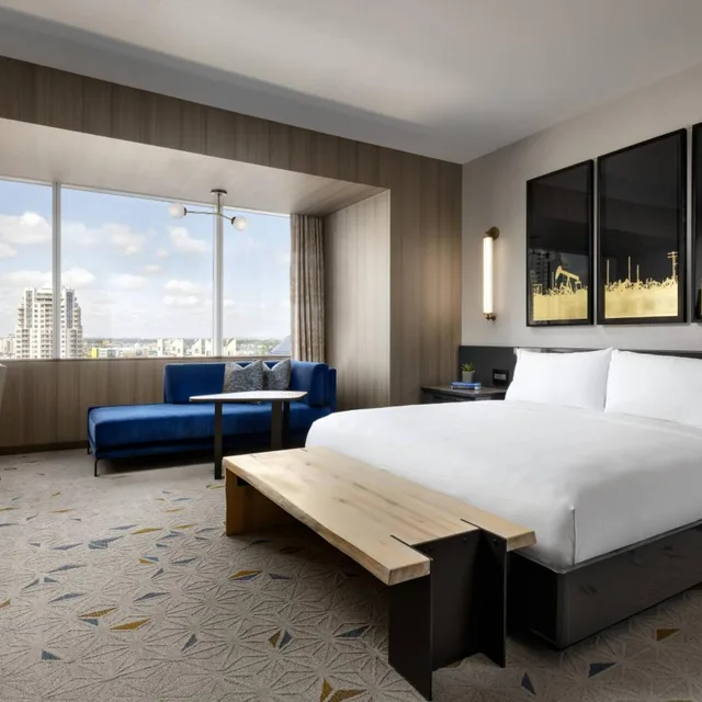 غرفة ديلوكس بسرير كينج بإطلالة على المدينة، Jw Marriott Edmonton Ice District 1/3