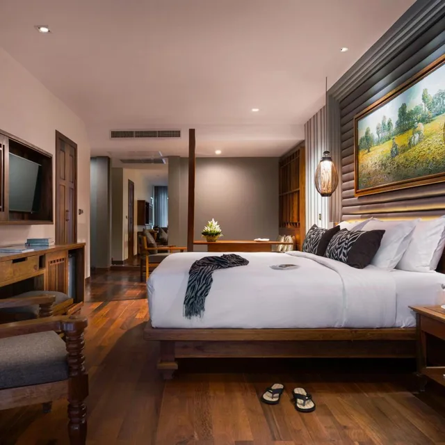 classic, J7 Angkor Hotel 3/9