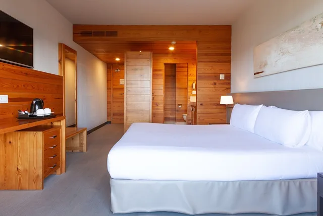 غرفة سوبيريور بسرير كوين، El Montanya Resort & Spa 3/6