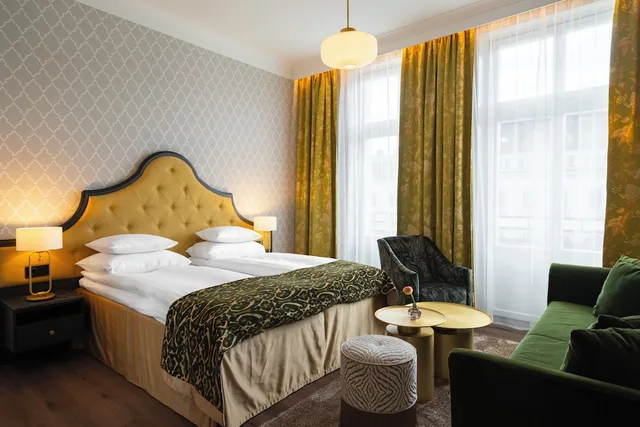 جناح جونيور، Thon Hotel Vasa 1/10
