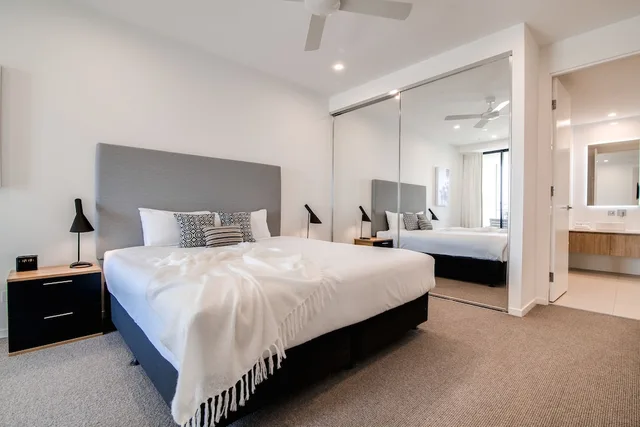 2 Bedrooms, Apartment, King and Twin Beds, Ocean Front، Iconic Kirra Beach Resort 6/10
