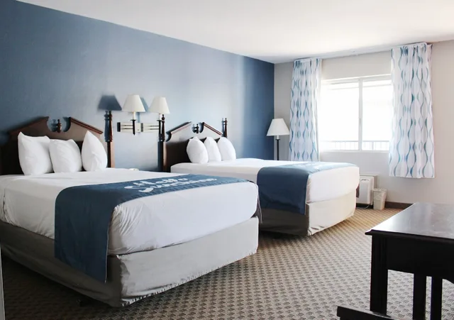 غرفة بسريرين مزدوجين، Days Inn by Wyndham Show Low 5/6