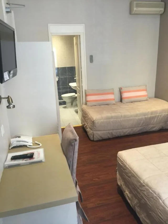 غرفة ثلاثية بسرير مزدوج وسرير فردي، Lepante Hotel 6/9