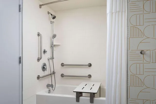 استوديو بسرير كينج مع أريكة لذوي الإعاقة، Home2 Suites By Hilton Miramar Ft Lauderdale 7/7