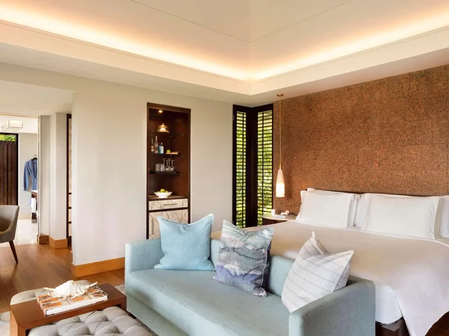Grand, Villa, Ocean View, with Pool، Raffles Seychelles 1/5
