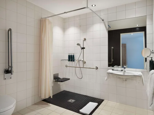 غرفة ركنية بسرير كينج لذوي الإعاقة، Hilton Garden Inn Innsbruck Tivoli 3/3