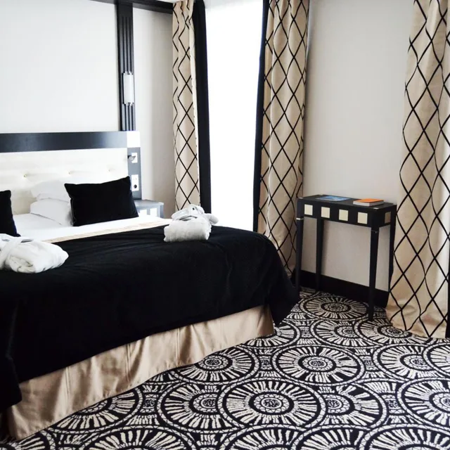 غرفة ثلاثية، Hotel Jehan de Beauce 5/10