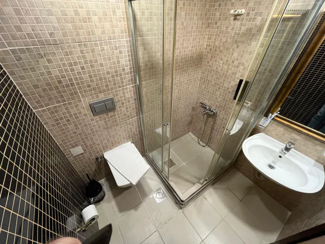 غرفة كلاسيكية ثلاثية بسرير فردي، Topkapi Hotel 5/5
