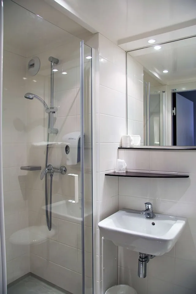 غرفة سوبيريور بسرير مزدوج، Kyriad Direct Mont De Marsan - St Avit 9/10