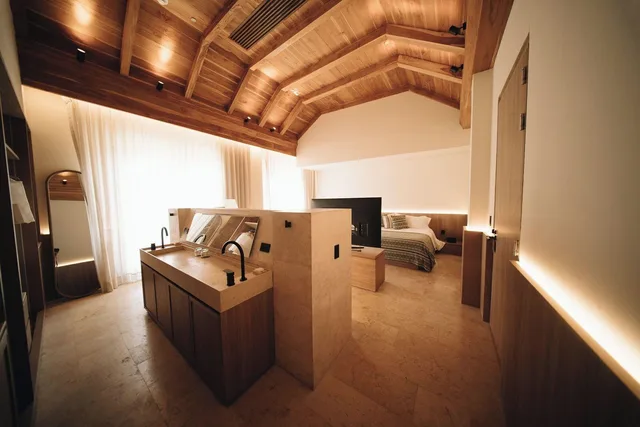 جناح سيغنتشر بشرفة، Hotel Osh Getsemani 9/10